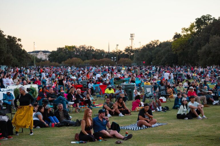 Allison-SJF-22-Park-Crowd-6-copy